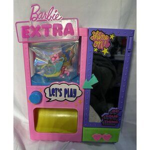 Barbie Extra Surprise Fashion Playset Closet & Accessories